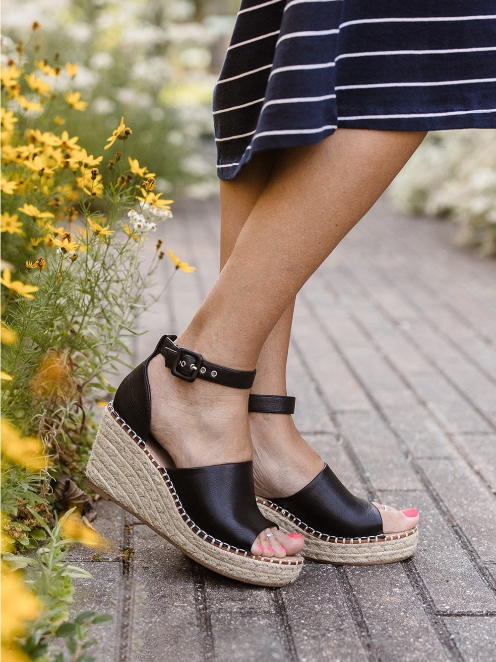 BEAST FASHION Black Espadrille Ankle-Strap Wedge Sandals
